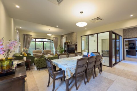 Huvila Mudon, Dubai, Arabiemiraatit 4 makuuhuonetta, 574 m2 № 704150 - kuva 6