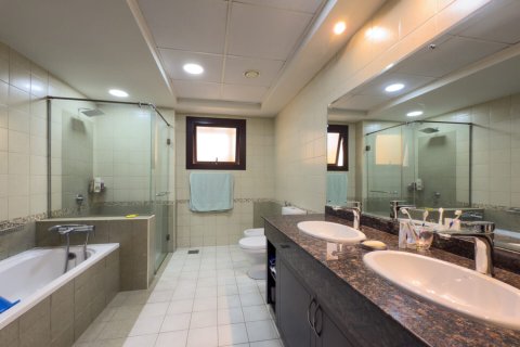 Huvila Mudon, Dubai, Arabiemiraatit 4 makuuhuonetta, 574 m2 № 704150 - kuva 20