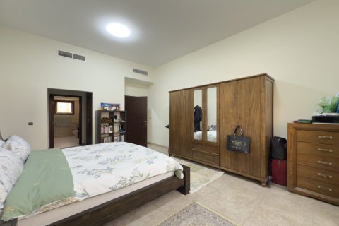 Huvila Mudon, Dubai, Arabiemiraatit 4 makuuhuonetta, 574 m2 № 704150 - kuva 14