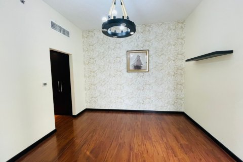 Apartment in Jumeirah Lake Towers, Dubai, UAE 1 bedroom, 92 sq.m. № 704147 - photo 9