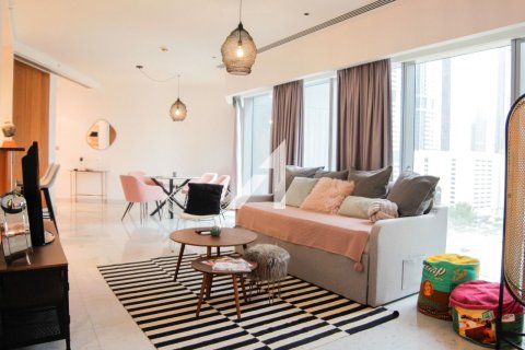 Appartamento in affitto a DIFC, Dubai, EAU 1 camera, 73.7 mq. № 652683 - foto 1