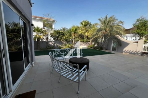 Βίλα σε The Villa, Dubai, ΗΑΕ 5 υπνοδωμάτια, 1116.6 τ.μ. Αρ. 652685 - φωτογραφία 19