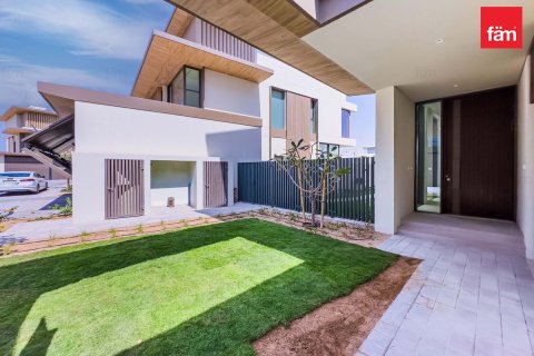 Kaupunkipientalo Dubai, Arabiemiraatit 3 makuuhuonetta, 356.9 m2 № 701363 - kuva 2
