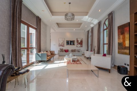 Villa in vendita a Jumeirah Golf Estates, Dubai, EAU 5 camere da letto, 929 mq. № 688740 - foto 11