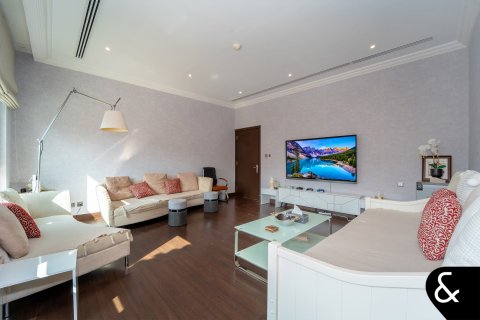 Villa in vendita a Jumeirah Golf Estates, Dubai, EAU 5 camere da letto, 929 mq. № 688740 - foto 20