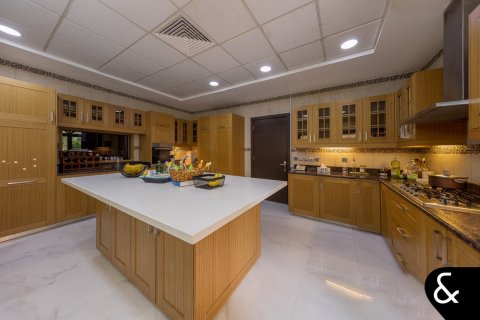 Villa sa Jumeirah Golf Estates, Dubai, UAE 5 silid-tulugan, 929 sq.m. № 688740 - larawan 11