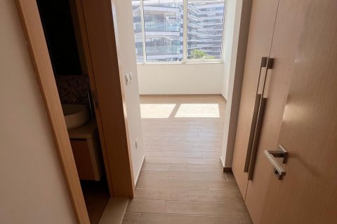 Apartment on the Yas Island, Abu Dhabi, UAE 2 bedrooms, 144 sq.m. № 594337 - photo 14