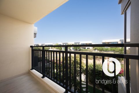Huvila Dubai Hills Estate, Arabiemiraatit 4 makuuhuonetta, 201 m2 № 700468 - kuva 14
