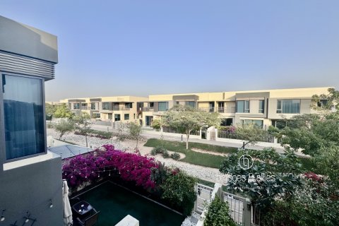 Villa in Dubai Hills Estate, Dubai, VAE: 4 Schlafzimmer, 201 m2 Nr. 700468