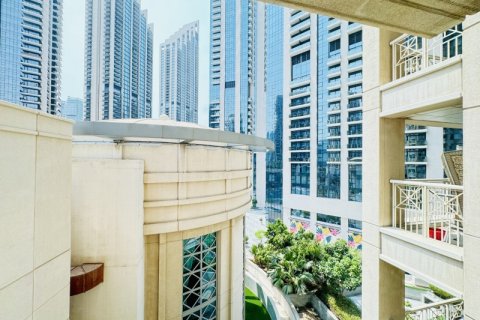 Appartement te huur in Downtown Dubai (Downtown Burj Dubai), Dubai, VAE 1 slaapkamer, 74 vr.m., nr 700466 - foto 6