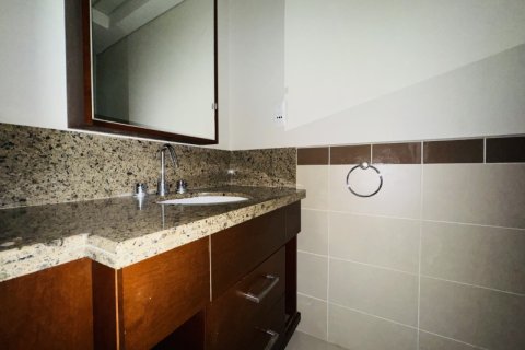 Appartement te huur in Downtown Dubai (Downtown Burj Dubai), Dubai, VAE 1 slaapkamer, 74 vr.m., nr 700466 - foto 14