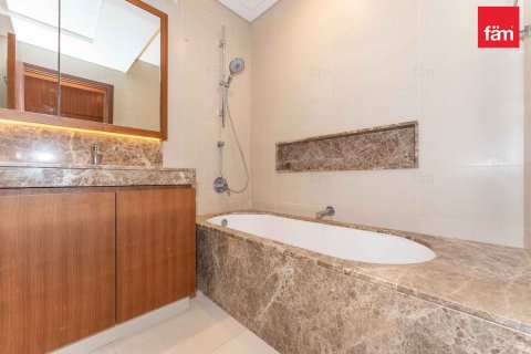 Apartment til leje i The Hills, Dubai, UAE 2 soveværelser, 119.3 kvm № 646710 - foto 10