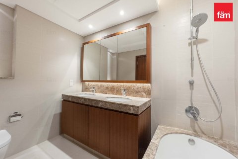 Apartment til leje i The Hills, Dubai, UAE 2 soveværelser, 119.3 kvm № 646710 - foto 15