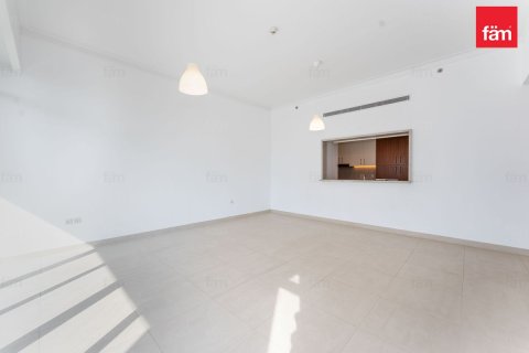 Apartment til leje i The Hills, Dubai, UAE 2 soveværelser, 119.3 kvm № 646710 - foto 4