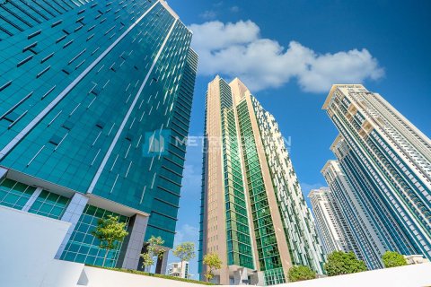 Apartment in Al Reem Island, Abu Dhabi, UAE 2 bedrooms, 186 sq.m. № 594843 - photo 17