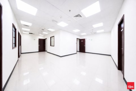 Офис Дубай, БАӘ-да 161.5 м² № 701451 - фото 4