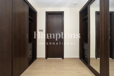 Huoneisto Dubai Marina, Dubai, Arabiemiraatit 3 makuuhuonetta, 276.82028201 m2 № 651072 - kuva 13