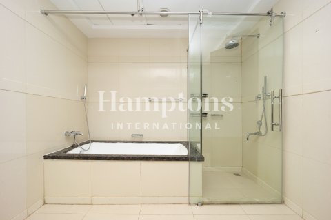 Huoneisto Dubai Marina, Dubai, Arabiemiraatit 3 makuuhuonetta, 276.82028201 m2 № 651072 - kuva 1