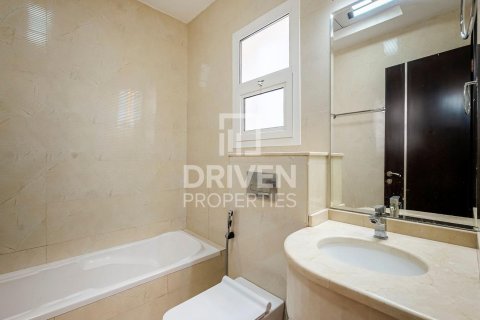 Villa à louer à The Villa, Dubai, EAU 5 chambres, 555 m2 № 757324 - photo 11