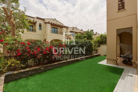Βίλα σε Mirdif, Dubai, ΗΑΕ 3 υπνοδωμάτια, 267 τ.μ. Αρ. 757327 - φωτογραφία 1