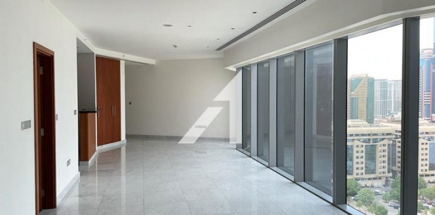 DIFC, Dubai, UAE의 아파트 73.7제곱미터 번호 632038