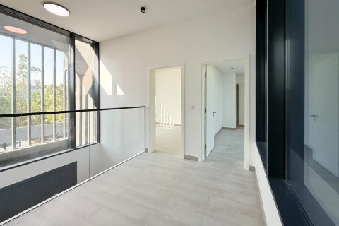 Σπίτι σε Tilal City, Sharjah, ΗΑΕ 4 υπνοδωμάτια, 247.21 τ.μ. Αρ. 749152 - φωτογραφία 7