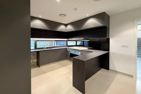 Σπίτι σε Tilal City, Sharjah, ΗΑΕ 4 υπνοδωμάτια, 247.21 τ.μ. Αρ. 749152 - φωτογραφία 4