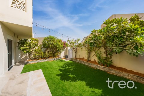 Villetta a schiera in vendita a Town Square, Dubai, EAU 3 camere da letto, 206.89 mq. № 741112 - foto 21