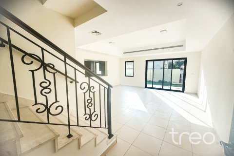 Townhouse in Reem, Dubai, UAE 3 bedrooms, 200.3 sq.m. № 741111 - photo 4