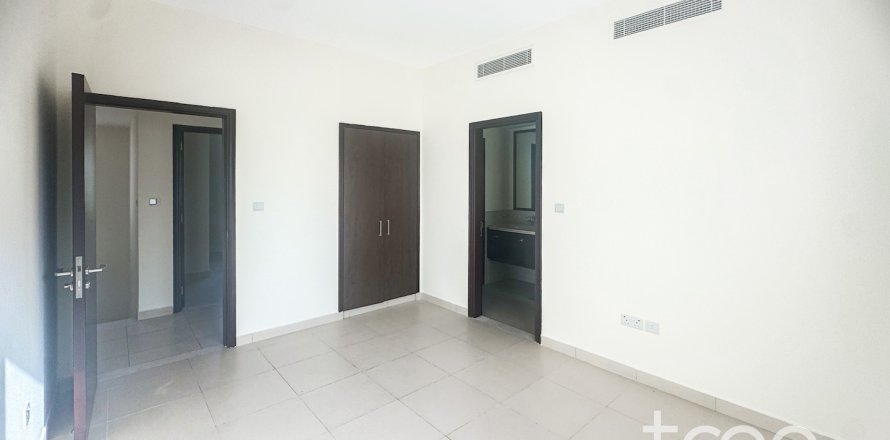 Townhouse in Reem, Dubai, UAE 3 bedrooms, 200.3 sq.m. № 741111