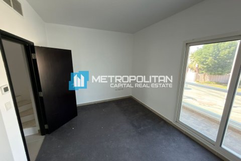 Stadthaus zur Miete in Al Reef, Abu Dhabi, VAE 3 Schlafzimmer, 174.1 m2 Nr. 685792 - Foto 6