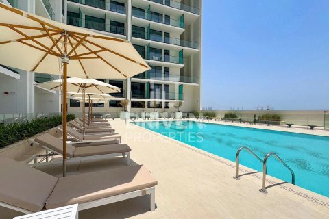 Lägenhet till försäljning i Jumeirah Village Circle, Dubai, UAE 1 rum, 32.42 kvm Nr. 755988 - fotografi 1