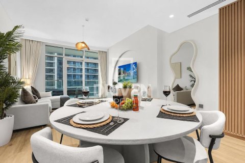 Apartmen di Dubai Harbour, Dubai, UAE 1 bilik tidur, 67.73 meter persegi № 762572 - foto 6