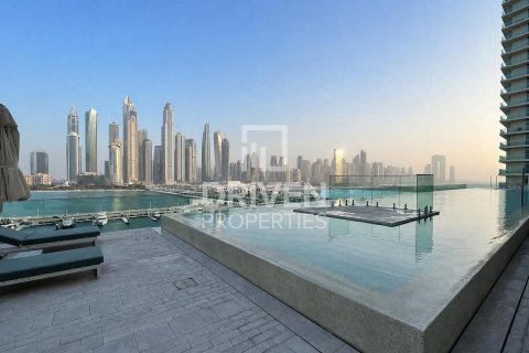 Apartmen di Dubai Harbour, Dubai, UAE 1 bilik tidur, 67.73 meter persegi № 762572 - foto 11
