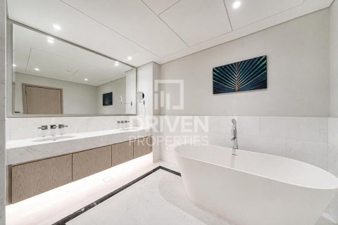 Apartment in Palm Jumeirah, Dubai, UAE 1 bedroom, 103.03 sq.m. № 762569 - photo 14