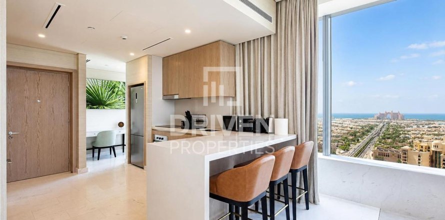 Apartment in Palm Jumeirah, Dubai, UAE 1 bedroom, 103.03 sq.m. № 762569