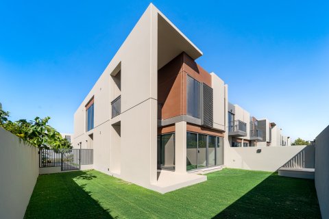 Dubai, संयुक्त अरब अमीरात में टाउनहाउस, 4 बेडरूम, 243 वर्ग मीटर, संख्या 696210 - फ़ोटो 7