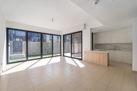 Dubai, संयुक्त अरब अमीरात में टाउनहाउस, 4 बेडरूम, 243 वर्ग मीटर, संख्या 696210 - फ़ोटो 2