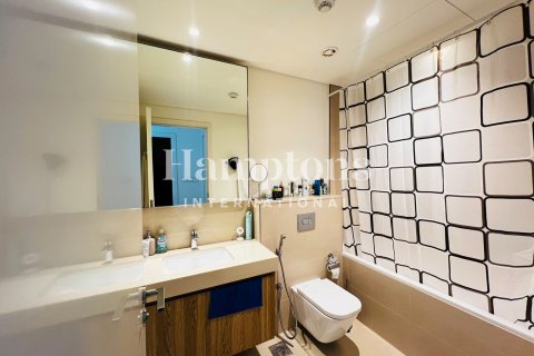 Apartmen di Zabeel, Dubai, UAE 1 bilik tidur, 69.11983200 meter persegi № 690684 - foto 16