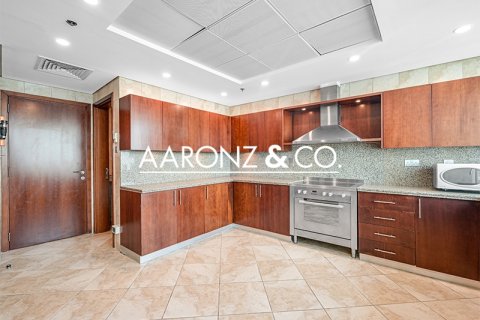 Apartment til leje i Jumeirah Beach Residence, Dubai, UAE 4 soveværelser, 344 kvm № 690561 - foto 16