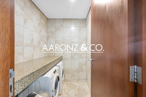 Apartment til leje i Jumeirah Beach Residence, Dubai, UAE 4 soveværelser, 344 kvm № 690561 - foto 19
