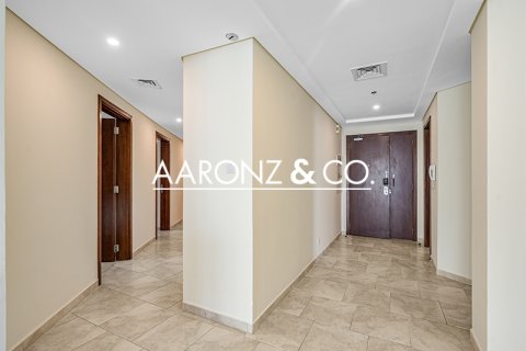 Apartment til leje i Jumeirah Beach Residence, Dubai, UAE 4 soveværelser, 344 kvm № 690561 - foto 8