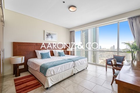 Apartment til leje i Jumeirah Beach Residence, Dubai, UAE 4 soveværelser, 344 kvm № 690561 - foto 10