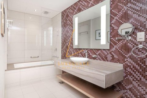 Business Bay, Dubai, UAE의 임대용 아파트 침실 1개, 86제곱미터 번호 690557 - 사진 14