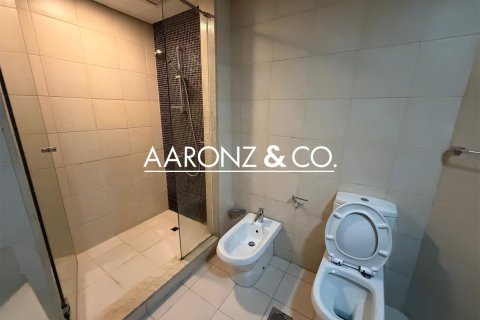 Appartamento in affitto a Palm Jumeirah, Dubai, EAU 3 camere da letto, 200 mq. № 690560 - foto 18
