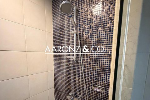 Appartamento in affitto a Palm Jumeirah, Dubai, EAU 3 camere da letto, 200 mq. № 690560 - foto 19