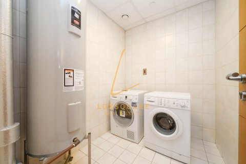 דירה להשכרה ב Palm Jumeirah, Dubai, איחוד האמירויות  3 חדרי שינה, 227 מ"ר, מספר 690559 - תמונה 22