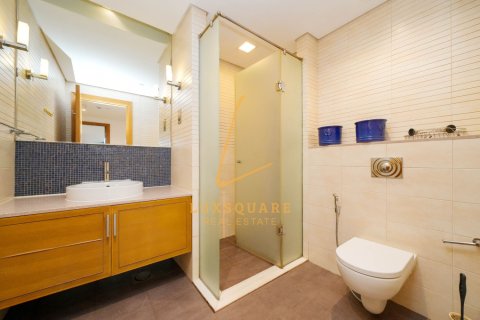 דירה להשכרה ב Palm Jumeirah, Dubai, איחוד האמירויות  3 חדרי שינה, 227 מ"ר, מספר 690559 - תמונה 23