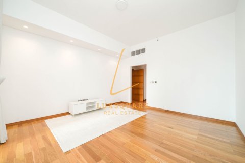 דירה להשכרה ב Palm Jumeirah, Dubai, איחוד האמירויות  3 חדרי שינה, 227 מ"ר, מספר 690559 - תמונה 15