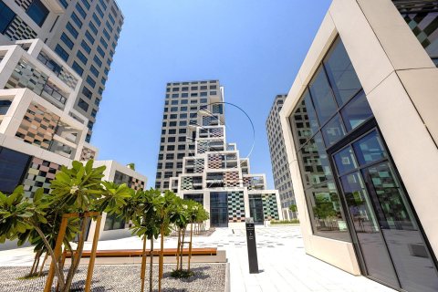 Appartamento in vendita a Al Reem Island, Abu Dhabi, EAU 1 camera, 45 mq. № 615255 - foto 1